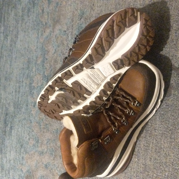 UGG + White Mountaineering Hiking/Winter Boots/shoes  NWOT - Picture 6 of 12